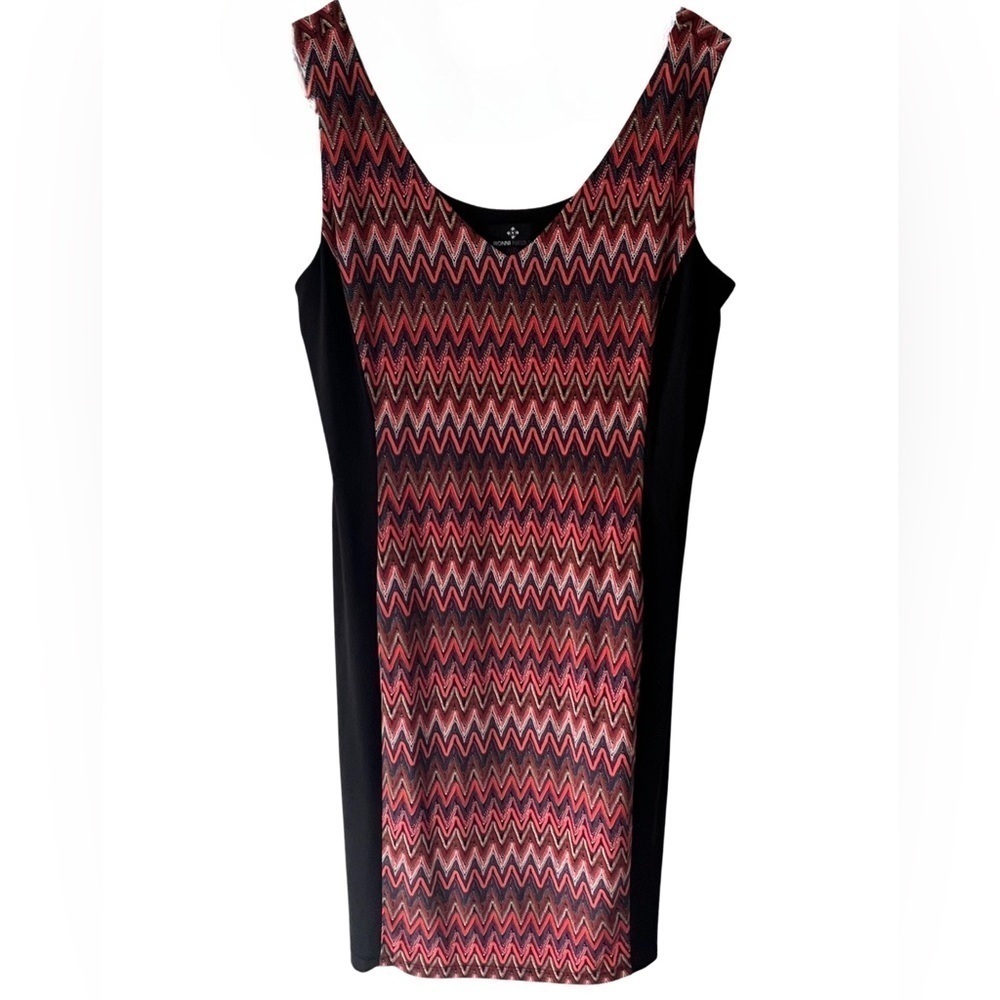 Ronnie & Nicole, Sleeveless Chevron Stripe Dress